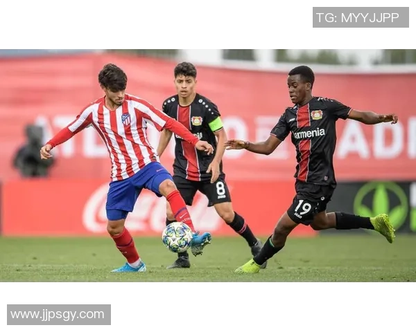 加拿大U19对决西班牙U19青少年足球赛精彩瞬间回顾与分析